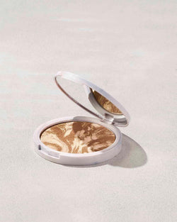 by Rihanna Toast'D Swirl Bronze Shimmer Powder Chocolate Swiller